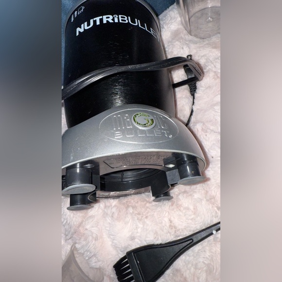 NutriBullet Rx NB-301 HighSpeed Blender 1700W Includes Extra Accessories, Tested - Picture 13 of 16
